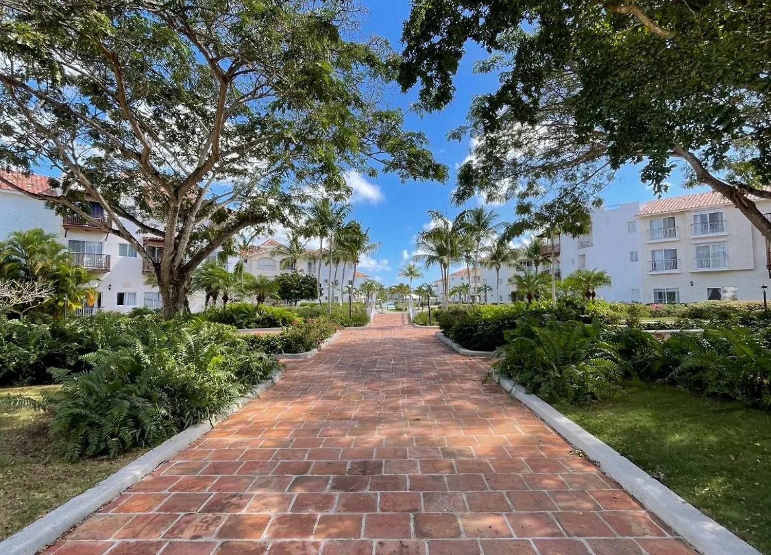 Apartament 2Br Beachfront Cadaques Caribe Bayahibe